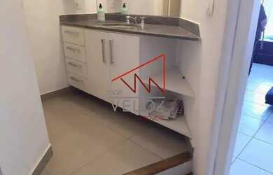 Imagem: O studio possui 2 Dormitórios, 1 Banheiro, 1 Vaga na garagem