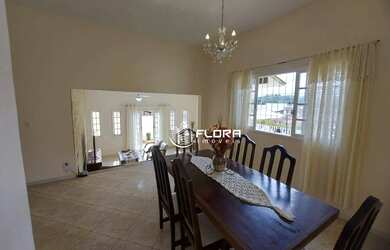 Imagem 8: Casa com 4 quartos, sendo 4 suites, área gourmet, piscina, com 239 m²,...