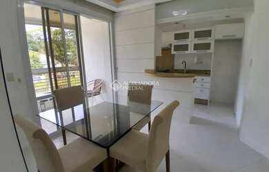 Imagem 3: Imóvel para aluguel tem 110 metros quadrados com 2 quartos em Itacorubi...