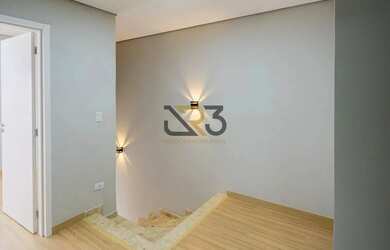 Imagem 13: Portal de Versalhes - Casa de rua