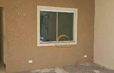 Imagem: A casa possui 3 Dormitórios, 3 Banheiros, 2 Vagas na garagem