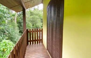 Imagem 6: Casa. Piscina, Churrasqueira, Varandae1 Vaga na garagem