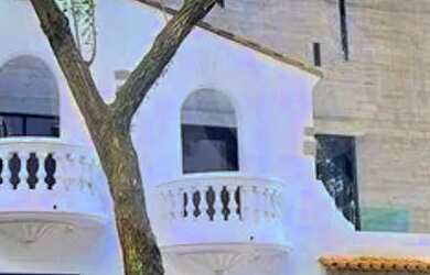 Imagem: O depósito possui 5 Vagas na garagem, 1522m² de Área, Imóvel