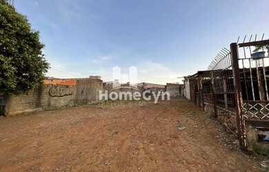 Imagem: O terreno possui 360m² de Área e está localizado em Garavelo