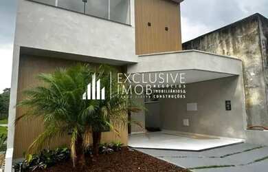 Imagem: A casa em condomínio possui 4 Dormitórios, 4 Banheiros, 2