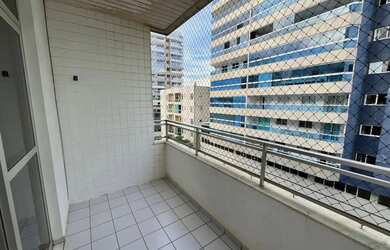 Imagem 4: Apartamento à venda 02 quartos, vista lateral para o mar da Praia do Morro, Elevador