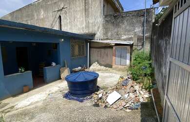 Imagem 3: Casa e terreno 10 x 50. Varanda, 5 Vagas na garageme3 Dormitórios