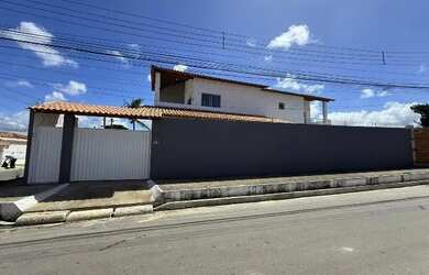 Imagem 1: Casa no Antares. Piscina, Churrasqueira, Imóvel mobiliadoeAr-condicionado