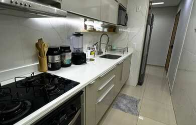 Imagem: O apartamento possui 3 Dormitórios, 2 Banheiros, 1 Vaga na