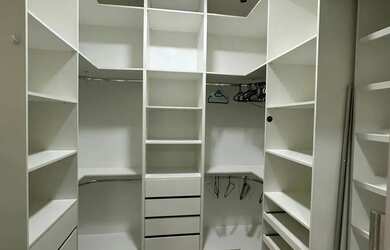 Imagem 6: Imóvel para venda possui 300 metros quadrados com 4 quartos em Cohajap...