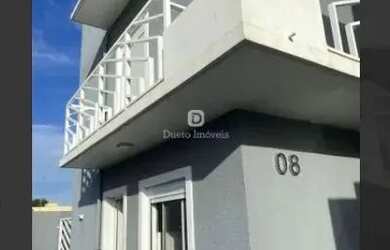 Imagem: A casa em condomínio possui 2 Dormitórios, 2 Banheiros, 1
