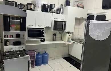 Imagem: A casa em condomínio para alugar possui 2 Dormitórios, 1 Banheiro