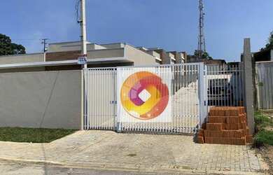 Imagem: A casa possui 2 Dormitórios, 2 Banheiros, 1 Vaga na garagem