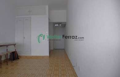 Imagem 3: Sala Living com vista livre Cozinha e Banheiro no Jose Menino em Santos