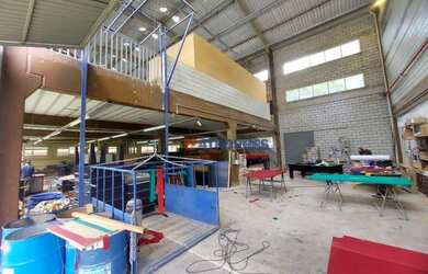 Imagem 8: Galpão para alugar, 923 m² por R$ 14.500,00/mês - Vila Jovina - Cotia/SP