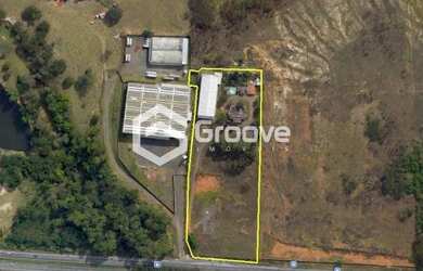Imagem: O terreno possui 20.000m² de Área e está localizado em Parque