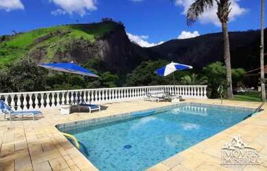 Imagem: A fazenda possui 400m² de Área e está localizado em Pedro