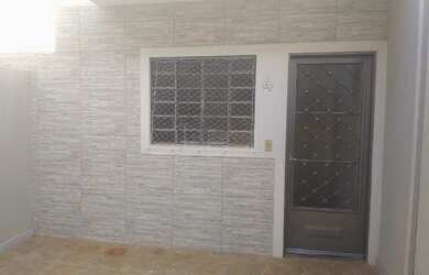 Imagem: A casa em condomínio possui 2 Dormitórios, 2 Banheiros, 1