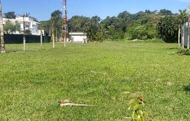 Imagem: O terreno possui 800m² de Área e está localizado em Jardim
