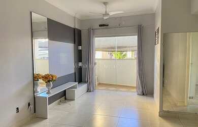 Imagem: O apartamento possui 2 Dormitórios, 1 Banheiro, 2 Vagas na