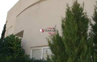 Imagem: A casa em condomínio possui 5 Dormitórios, 5 Banheiros, 2