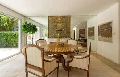 Imagem 2: Jardim Europa junto aos Clubes Pinheiros e Hebraica, 4 suítes piscina churrasqueira espaço