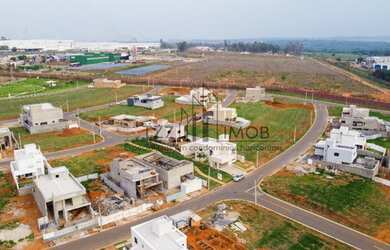 Imagem: O terreno possui 259m² de Área, Imóvel novo e está localizado