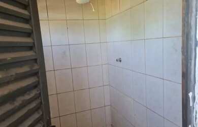 Imagem 9: loja na avenida principal do bairro para quadrados em Novo Igarapé