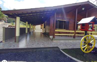 Imagem 5: Maravilhoso sítio que fica a 1 km do asfalto em Varinhas, possuindo 24.000m2