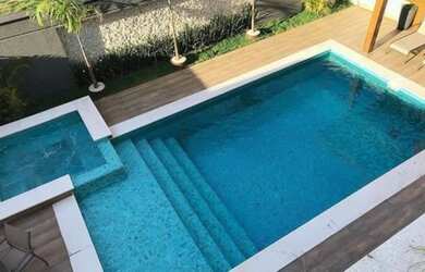 Imagem: A casa em condomínio possui 4 Dormitórios, 5 Banheiros, 4