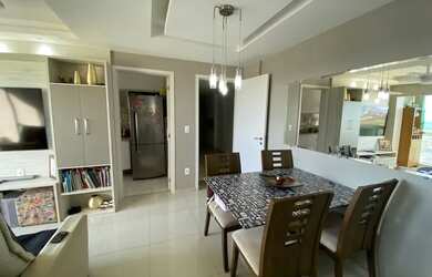 Imagem: O apartamento possui 2 Dormitórios, 2 Banheiros, 1 Vaga na