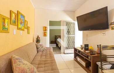 Imagem: A casa possui 1 Dormitório, 1 Banheiro e 60m² de Área e está