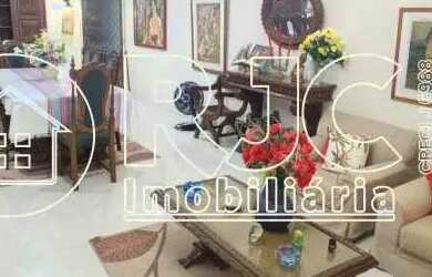 Imagem: O apartamento possui 4 Dormitórios, 2 Banheiros, 1 Vaga na