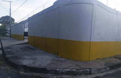 Imagem: O terreno possui 470m² de Área e está localizado em Aleixo