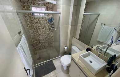 Imagem 7: Apartamento Reformado 59 m² 1º Andar Portaria Rua silenciosa. Nascente