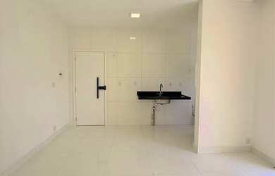 Imagem 2: Alegro Montenegro - 2/4 - Térreo Reformado