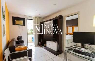 Imagem: O apartamento possui 1 Dormitório, 1 Banheiro, 1 Vaga na garagem