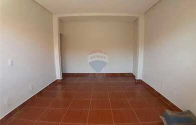 Imagem: O depósito possui 20m² de Área e está localizado em Centro