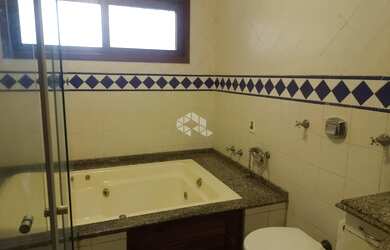 Imagem 5: Casa com 04 dormitórios à venda no bairro Nossa Senhora de Lourdes em Santa Maria