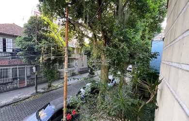 Imagem 4: Vendo casa duplex com terraço na Alberto de Sequeira com 6 quartos