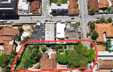 Imagem: O terreno possui 2.253m² de Área e está localizado em Melo