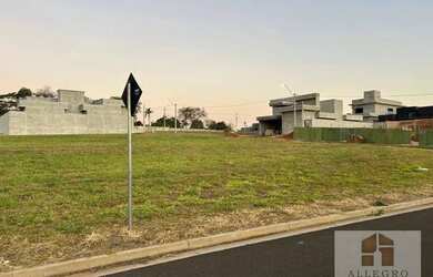 Imagem: O terreno possui 320m² de Área e está localizado em Quinta