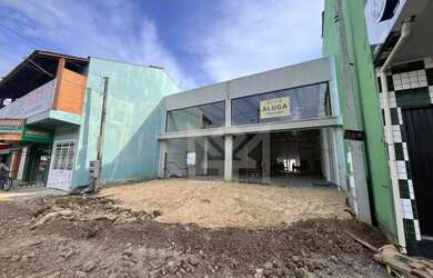 Imagem: O depósito possui 1 Vaga na garagem e 154m² de Área e está