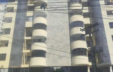 Imagem: O apartamento possui 4 Dormitórios, 4 Banheiros, 140m² de