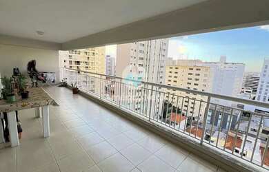 Imagem: O apartamento possui 4 Dormitórios, 5 Banheiros, 3 Vagas na