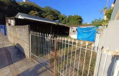 Imagem: O terreno possui 226m² de Área e está localizado em Centro