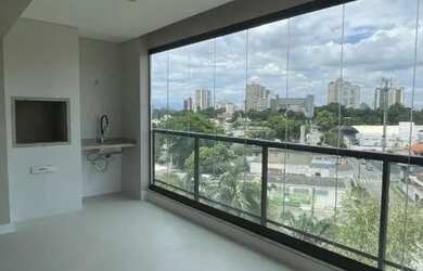 Imagem: O apartamento possui 3 Dormitórios, 2 Banheiros, 2 Vagas na