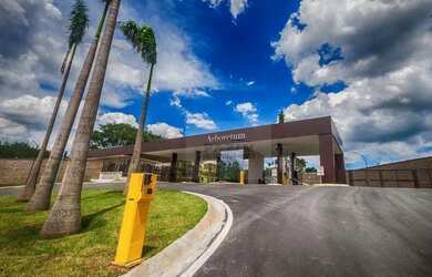 Imagem: O terreno possui 601m² de Área e está localizado em Santa