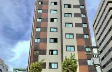 Imagem: O apartamento possui 1 Dormitório, 1 Banheiro, 1 Vaga na garagem