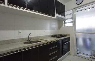 Imagem 10: Apartamento para venda tem 82 metros quadrados com 3 quartos em Agronômica...